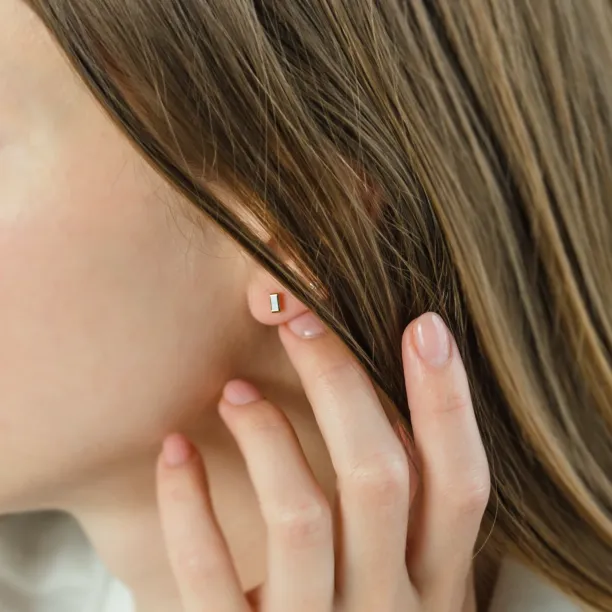 Minimalist earrings with baguette salt and pepper diamonds LOFI Image