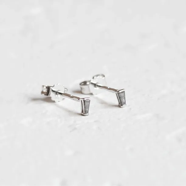 Earrings with tapered baguette salt and pepper diamonds GIGI Image
