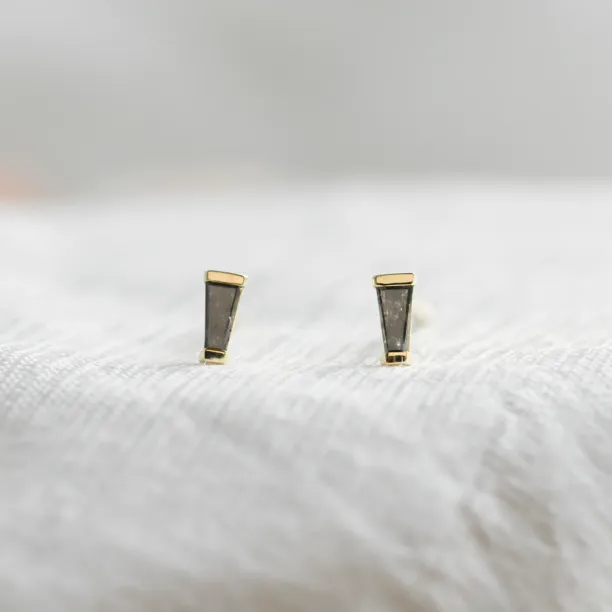 Earrings with tapered baguette salt and pepper diamonds GIGI Image