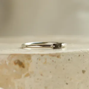 Minimalist ring with baguette salt'n'pepper diamond TASSI Thumbnail