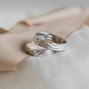 Original wedding rings with waves FIUME