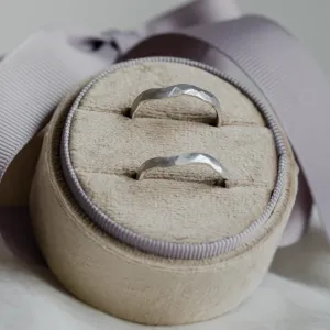 Hammered unusual wedding rings ARYA Thumbnail