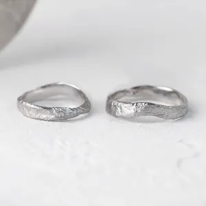 Irregular wedding bands with moon surface MUSK Thumbnail