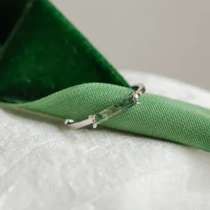 Minimalist ring with baguette moss agate LOKI Thumbnail