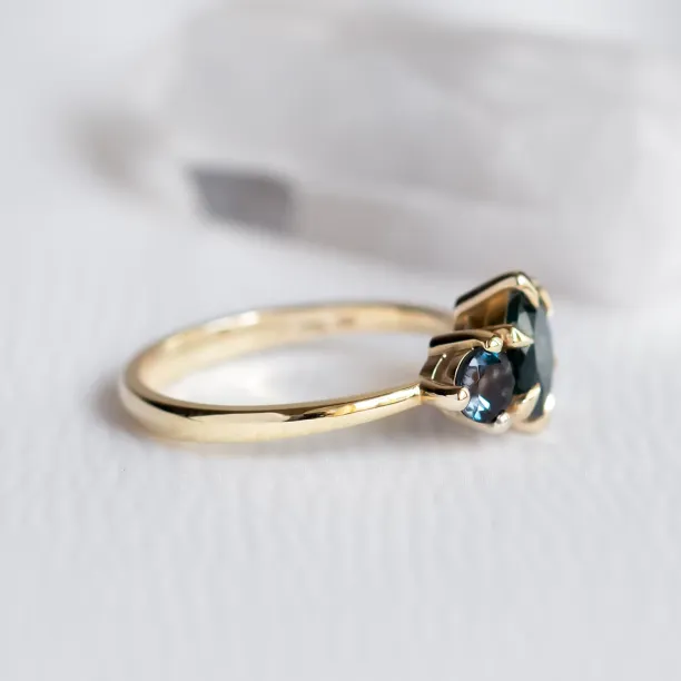 Gold ring with moss agate and blue topaz SYLT Image