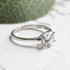 Luxury engagement ring with lab grown diamond OLLAF Thumbnail