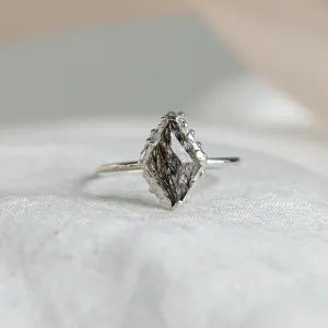 Unusual ring with rutilated quartz BENI Thumbnail