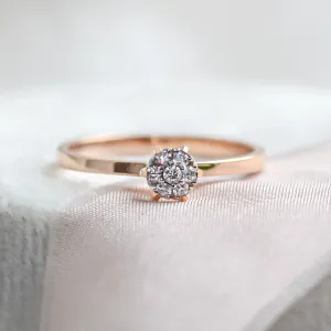 Pavé engagement ring with moissanites LUCY Thumbnail