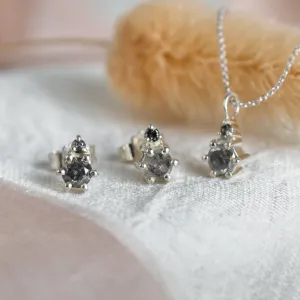 Minimalist necklace with salt and pepper diamonds GREG Thumbnail