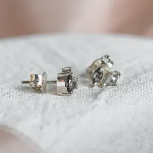Elegant cluster earrings with salt and pepper diamonds GRAPPO Thumbnail