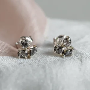 Cluster earrings with salt and pepper diamonds GRAPPOLO Thumbnail
