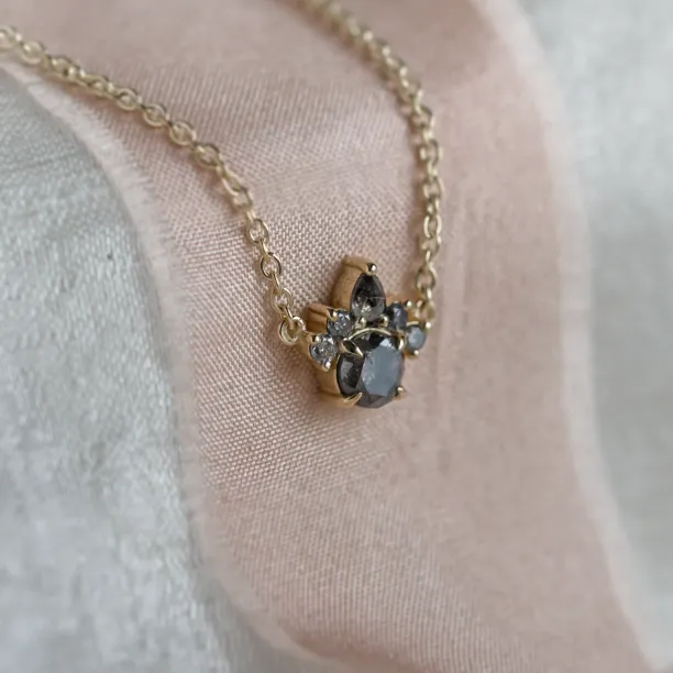 Gold neklace with salt and pepper diamonds ASTRAL Image