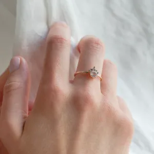 Romantic ring with morganite and salt and pepper diamonds DAPHNE Thumbnail