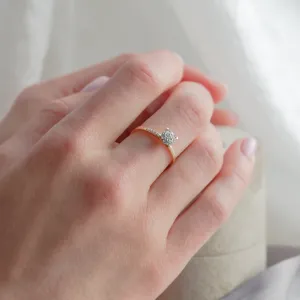 Pavé gold ring with moissanites LOLA Thumbnail