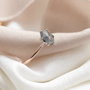 Gold ring with hexagon salt and pepper diamond REVEL Thumbnail