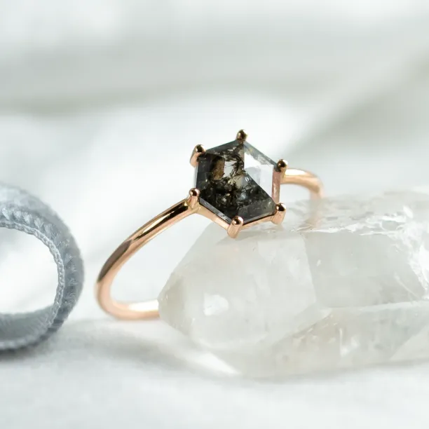 Minimalist ring with hexagon salt and pepper diamond SIXTA Image