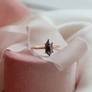 Gold ring with hexagon salt and pepper diamond SIA Thumbnail