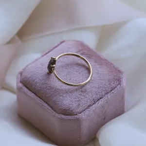 Gold ring with hexagon salt and pepper diamond SIA Thumbnail