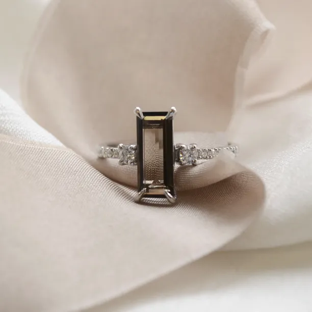 Smoky quartz in gold diamond ring FUME Image