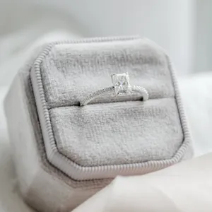Original engagement ring with moissanites BIBI Thumbnail