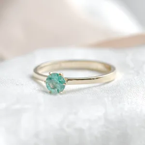 Gold engagement ring with emerald JADE Thumbnail