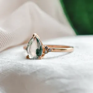 Unusual engagement ring with moss agate and diamonds ALBRUNA Thumbnail
