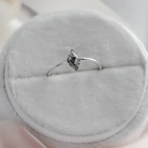 Minimalist engagement ring with salt and pepper diamond BILLY Thumbnail
