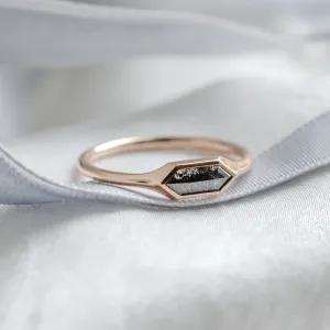 Engagement ring with hexagon salt and pepper diamond PROXY Thumbnail