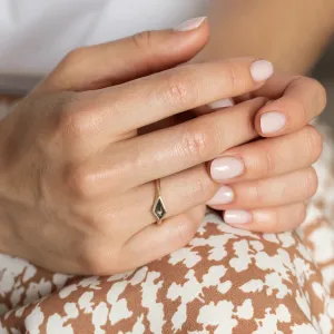 Gold matte ring with kite salt and pepper diamond APEX Thumbnail