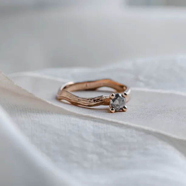 Gold branch ring with salt and pepper diamond ROWYN Image