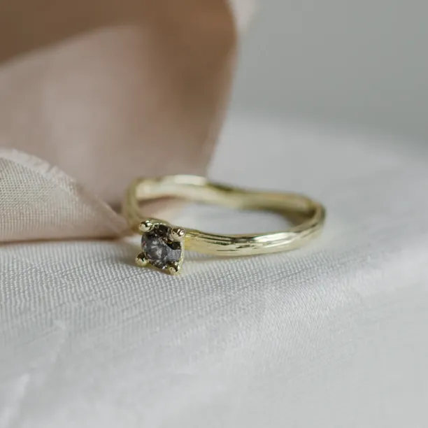 Gold branch ring with salt and pepper diamond ROWYN Image