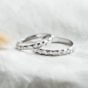 Gold wedding bands with structure CARRARA Thumbnail