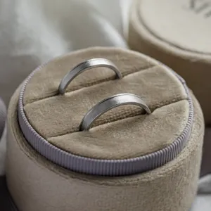 Matte scratched wedding rings TOPHI Thumbnail