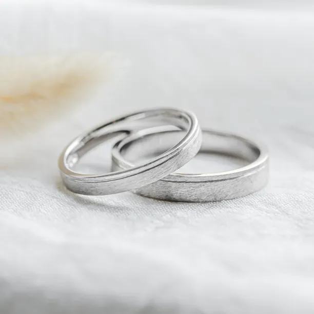 Matte scratched wedding rings TOPHI Image