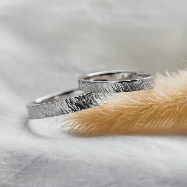 Atypical wedding rings with unusual surface TAMPERE Image