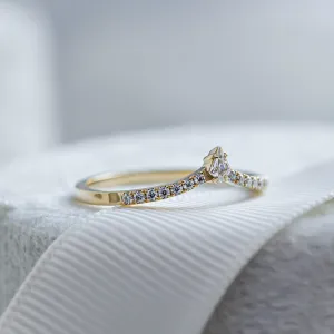 Curved wedding ring with moissanites PARLOR Thumbnail