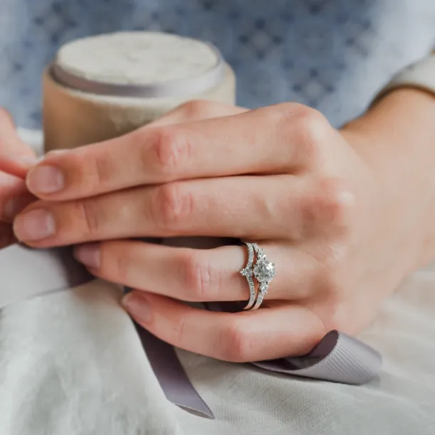 Elegant wedding set with moissanites HARPER Image