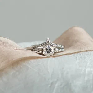 Elegant wedding set with moissanites HARPER Thumbnail