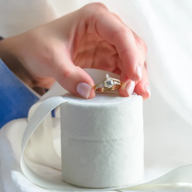 Elegant wedding set with moissanites HARPER Image