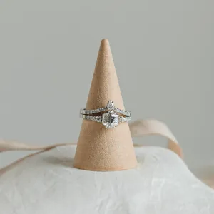 Elegant wedding set with moissanites HARPER Thumbnail