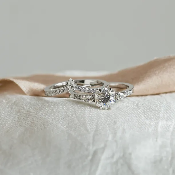 Elegant wedding set with moissanites HARPER Image