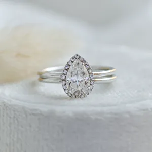 Luxury engagement set with moissanites KIMBER Thumbnail