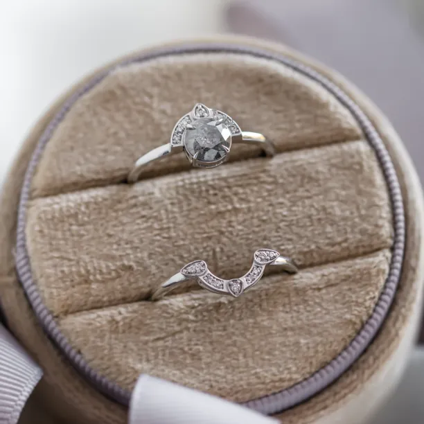 Engagement set with salt and pepper diamonds BRIGHTON Image