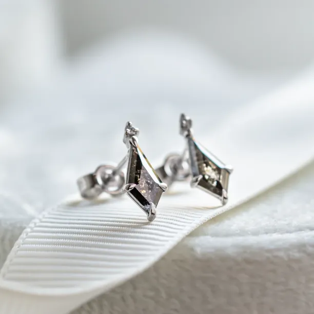 Gold earrings with kite salt and pepper diamonds POE Image