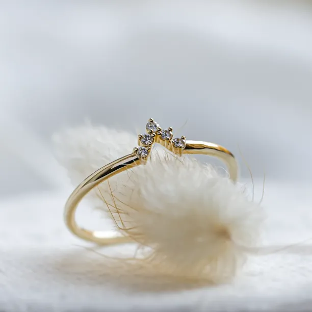 Minimalist curved ring with diamonds REGGIE Image