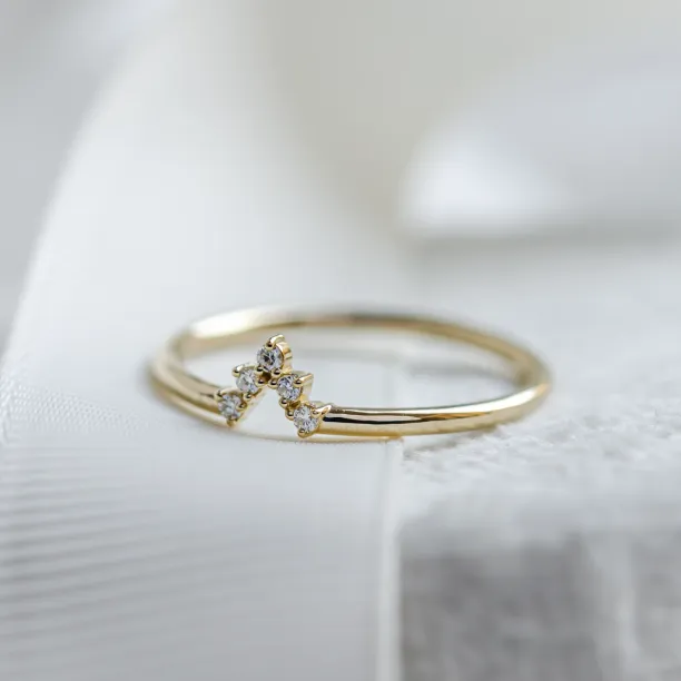 Minimalist curved ring with diamonds REGGIE Image