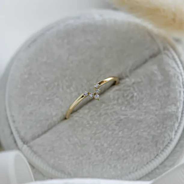 Minimalist curved ring with diamonds REGGIE Image