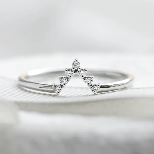 Diamond curved wedding ring REGGIANA Image