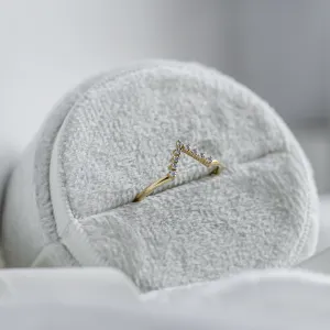 Curved diamond wedding ring REGGIO Thumbnail