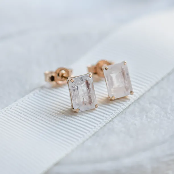 Gold earrings with baguette moonstone LEDA Image
